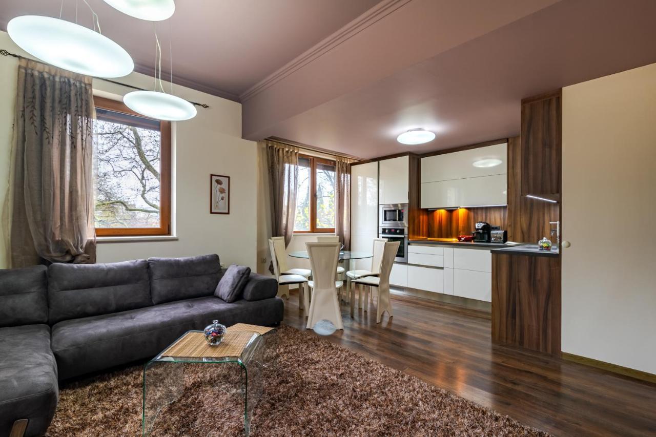 Cosy Luxury Flat In The Centrum- 90Sqm - 3 Rooms. Варна Екстер'єр фото