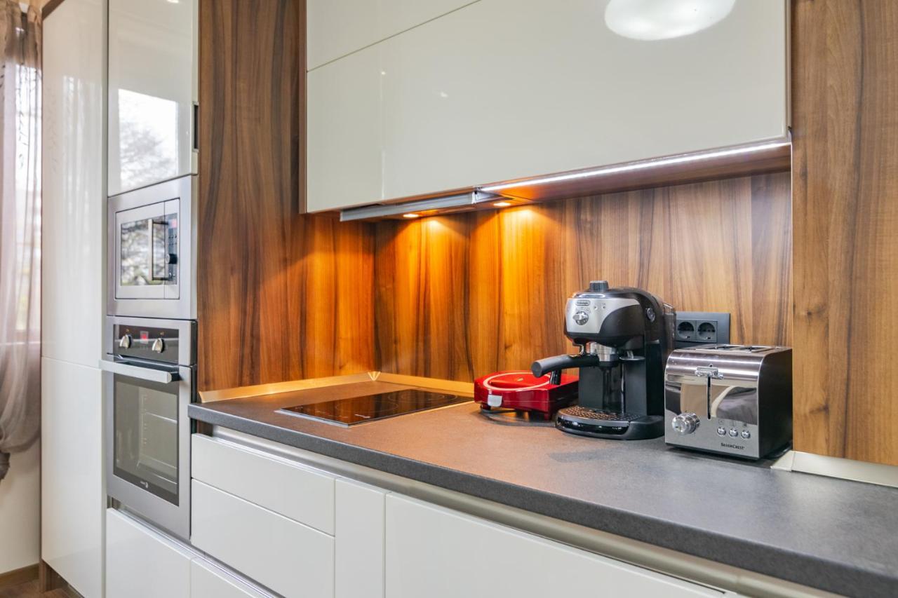 Cosy Luxury Flat In The Centrum- 90Sqm - 3 Rooms. Варна Екстер'єр фото