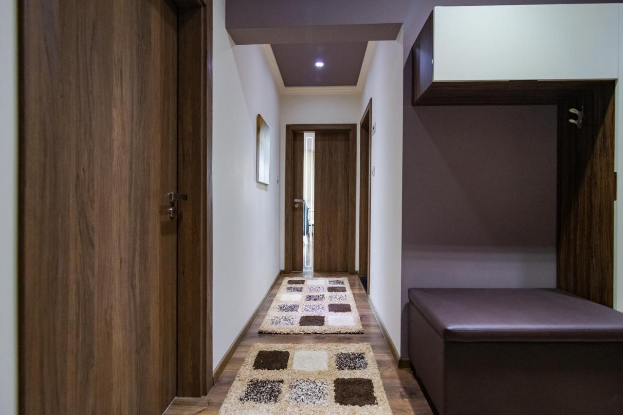 Cosy Luxury Flat In The Centrum- 90Sqm - 3 Rooms. Варна Екстер'єр фото