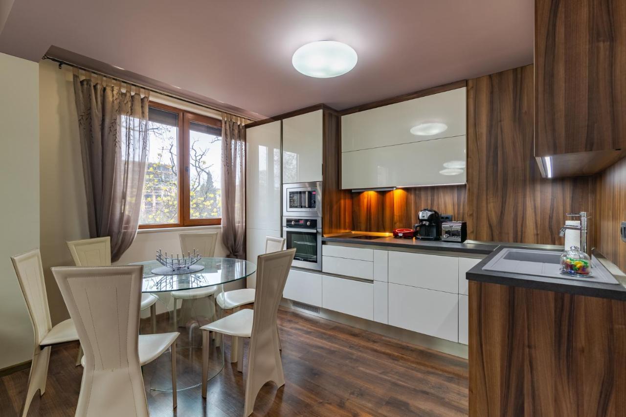 Cosy Luxury Flat In The Centrum- 90Sqm - 3 Rooms. Варна Екстер'єр фото