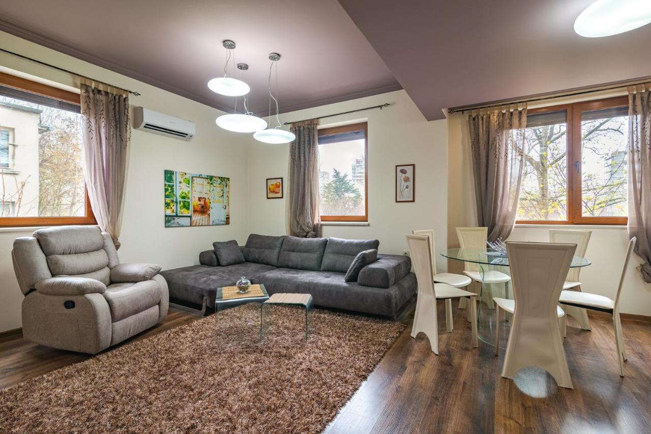 Cosy Luxury Flat In The Centrum- 90Sqm - 3 Rooms. Варна Екстер'єр фото